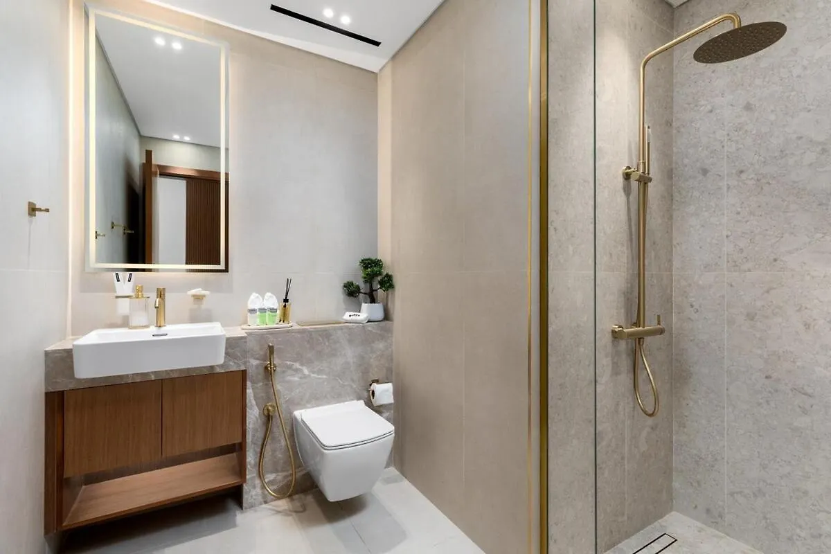 아파트 Waves - Luxe Studio With Jacuzzi & City Views 두바이 아랍에미리트