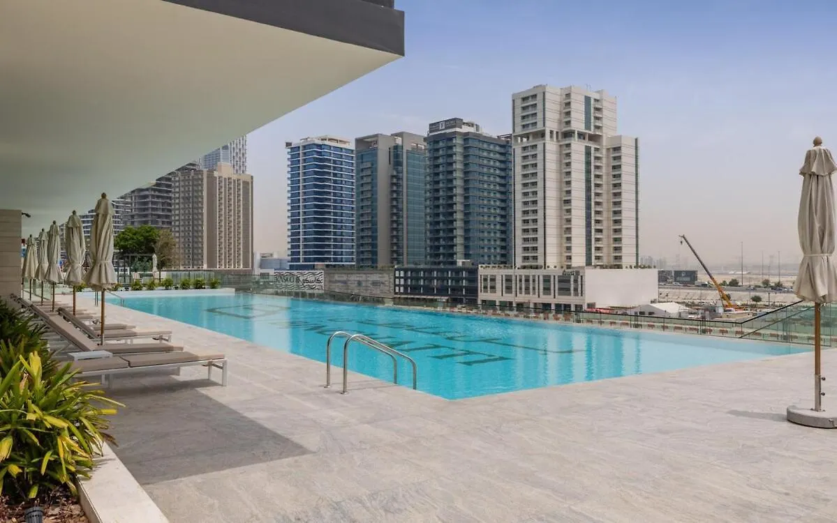 Apartment Waves - Luxe Studio With Jacuzzi & City Views Dubai